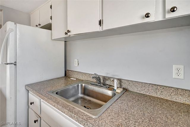 3300 Prince Edward Island CIR 4, Fort Myers, FL 33907