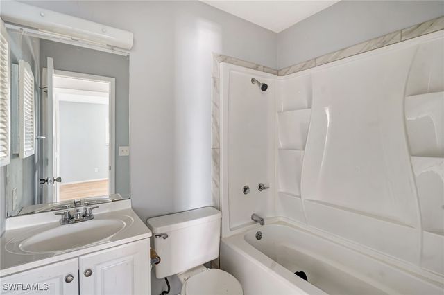 3300 Prince Edward Island CIR 4, Fort Myers, FL 33907