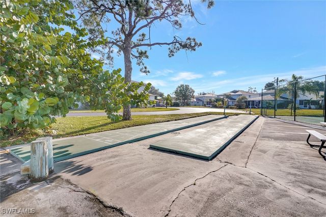 3300 Prince Edward Island CIR 4, Fort Myers, FL 33907