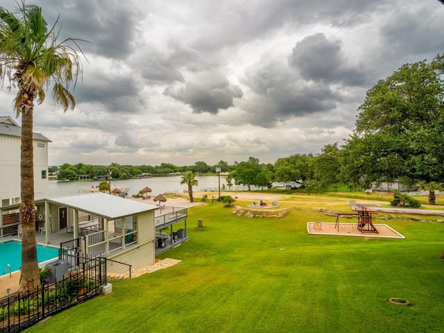 604 Highcrest DR 722, Granite Shoals, TX 78654