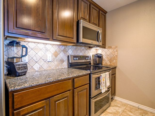 604 Highcrest DR 722, Granite Shoals, TX 78654