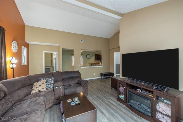 6522 Miller Drive, North Ridgeville, OH 44039