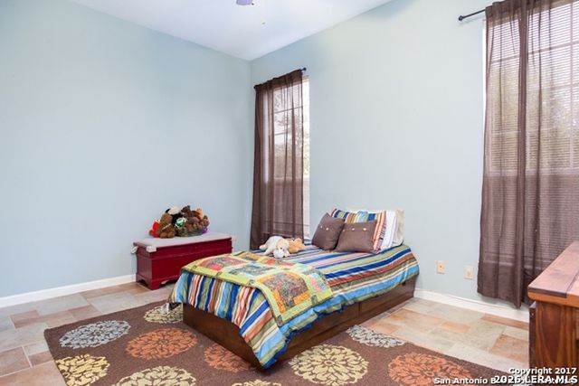 15674 Robin Ridge, San Antonio, TX 78248