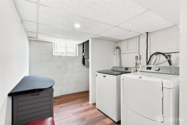 59 Lloyd Street, Edison, NJ 08817