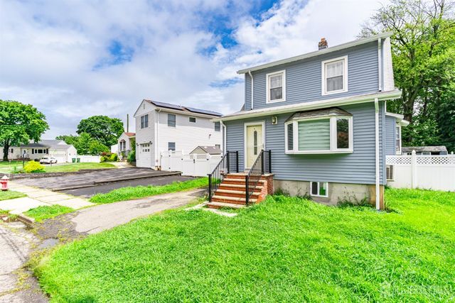 59 Lloyd Street, Edison, NJ 08817
