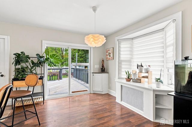 59 Lloyd Street, Edison, NJ 08817