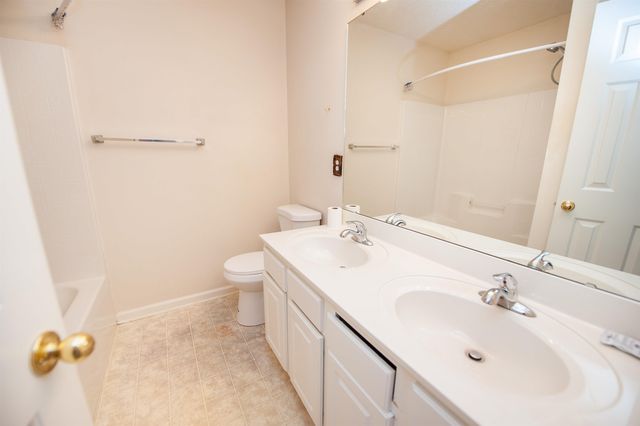 432 Brighton Woods Dr, Moore, SC 29369