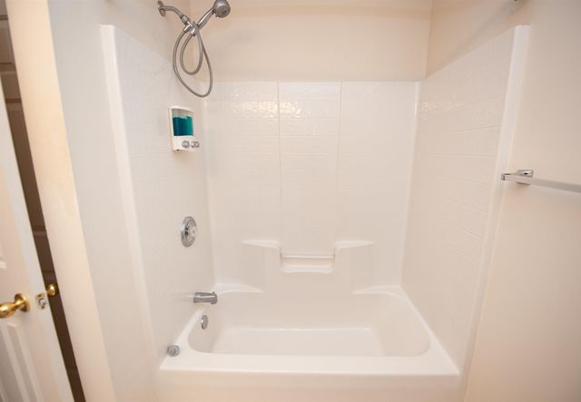 432 Brighton Woods Dr, Moore, SC 29369