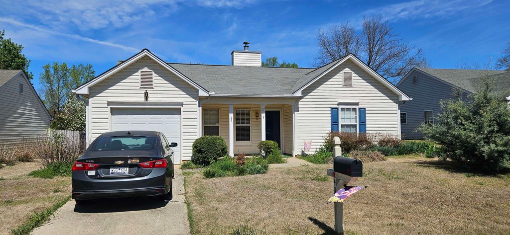 432 Brighton Woods Dr, Moore, SC 29369