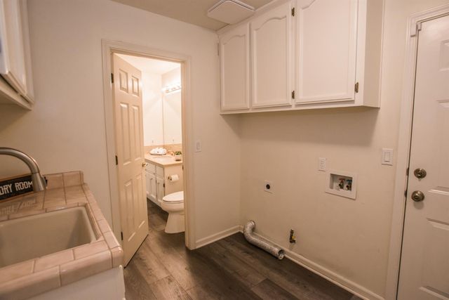 5412 Stanmore Way, Elk Grove, CA 95758