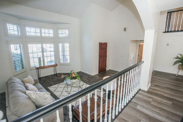 5412 Stanmore Way, Elk Grove, CA 95758