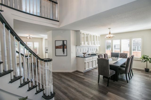 5412 Stanmore Way, Elk Grove, CA 95758