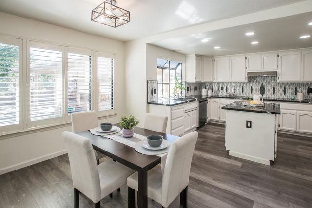 5412 Stanmore Way, Elk Grove, CA 95758