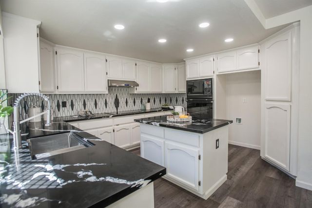 5412 Stanmore Way, Elk Grove, CA 95758