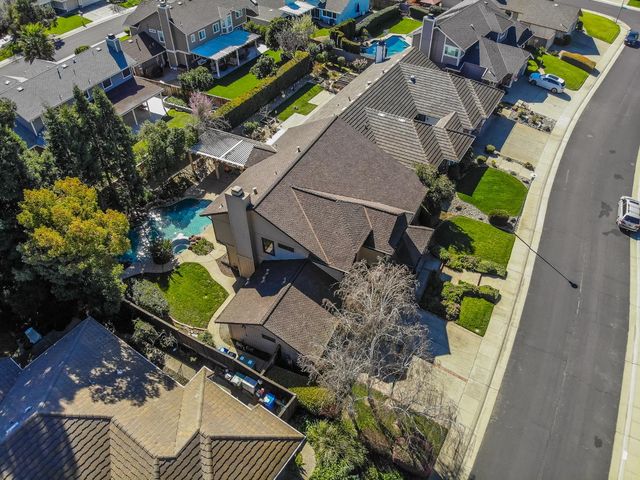 5412 Stanmore Way, Elk Grove, CA 95758