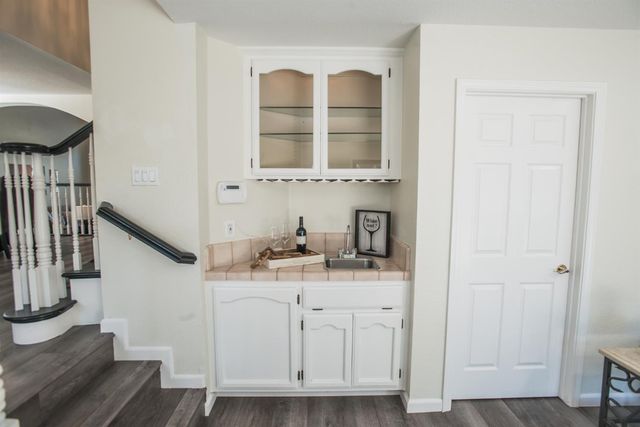 5412 Stanmore Way, Elk Grove, CA 95758