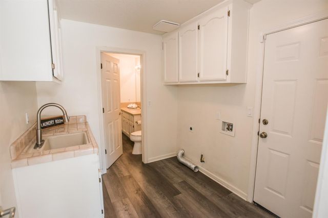 5412 Stanmore Way, Elk Grove, CA 95758