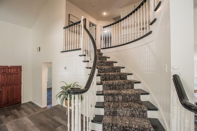 5412 Stanmore Way, Elk Grove, CA 95758