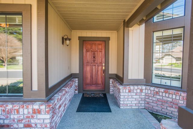 5412 Stanmore Way, Elk Grove, CA 95758