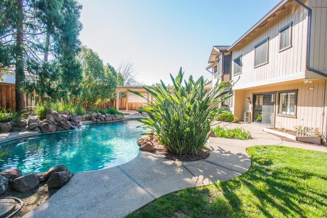 5412 Stanmore Way, Elk Grove, CA 95758