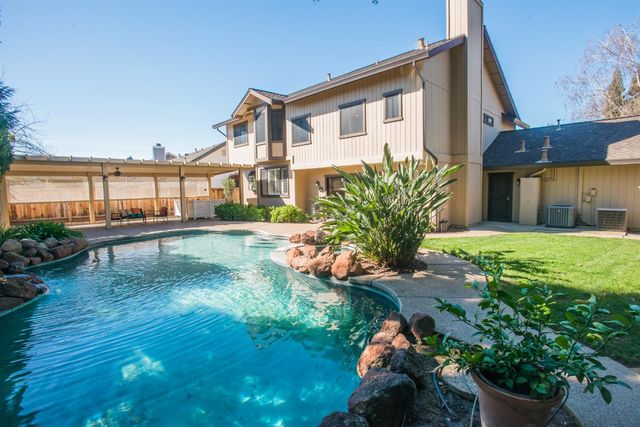 5412 Stanmore Way, Elk Grove, CA 95758