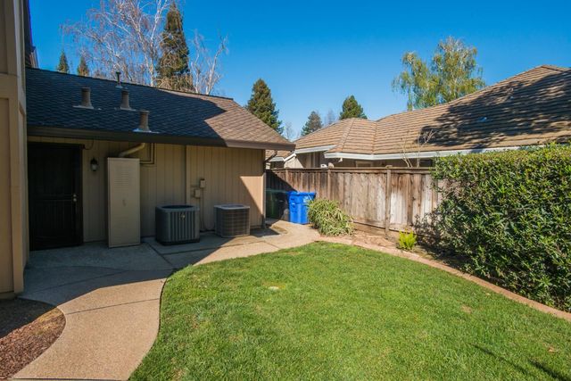 5412 Stanmore Way, Elk Grove, CA 95758