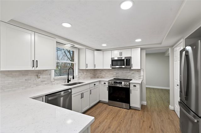 4230 Pleasanton Road, Englewood, OH 45322