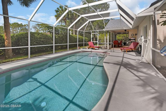 10 Cedar Point Court, Palm Coast, FL 32164