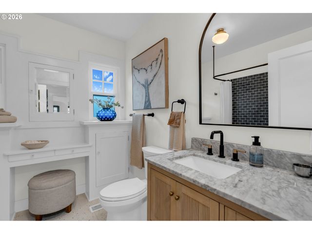 5836 Ne GARFIELD Ave, Portland, OR 97211