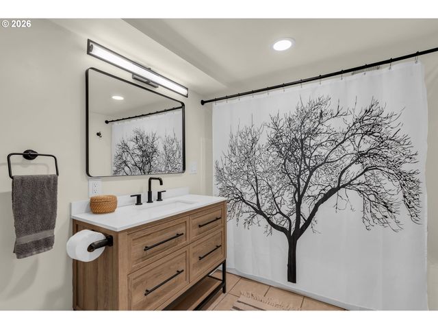 5836 Ne GARFIELD Ave, Portland, OR 97211