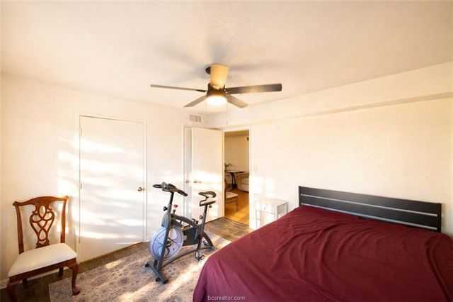 515 Southwest Parkway 103, College Station, TX 77840
