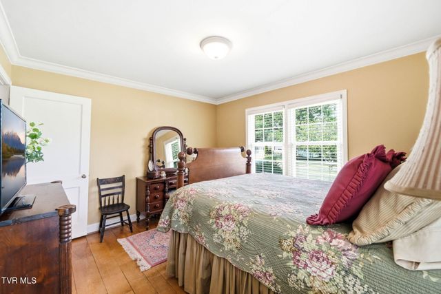 1506 Baxter Street, Johnson City, TN 37601