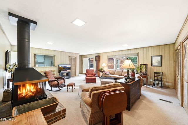 1506 Baxter Street, Johnson City, TN 37601
