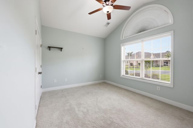 162 Summerlight Dr., Murrells Inlet, SC 29576