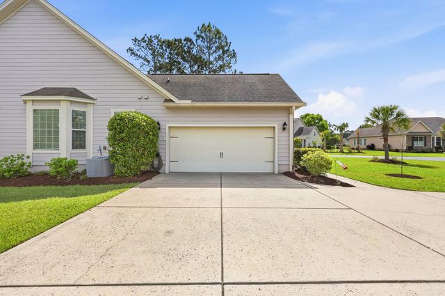 162 Summerlight Dr., Murrells Inlet, SC 29576