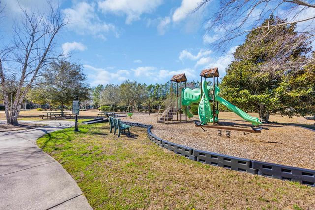 162 Summerlight Dr., Murrells Inlet, SC 29576