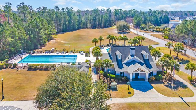162 Summerlight Dr., Murrells Inlet, SC 29576