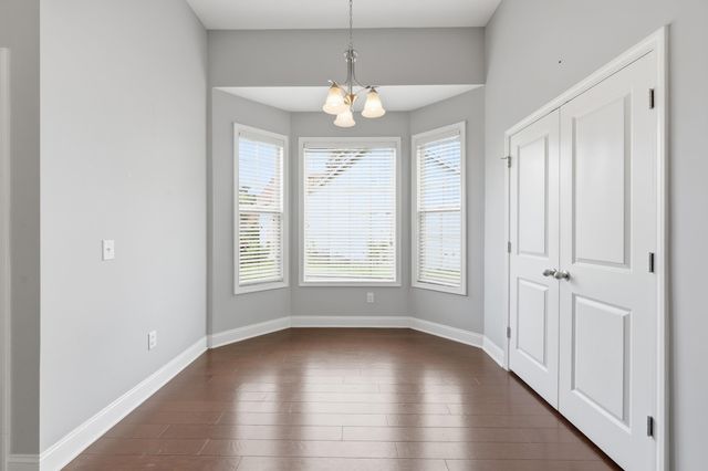 162 Summerlight Dr., Murrells Inlet, SC 29576