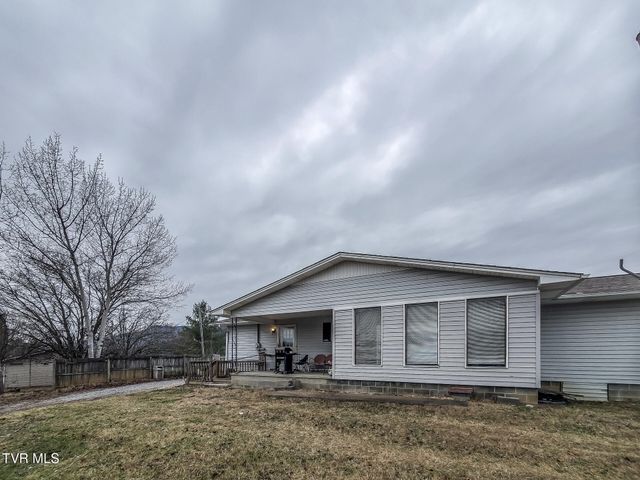 61 Rattlesnake Ridge Road, Chuckey, TN 37641