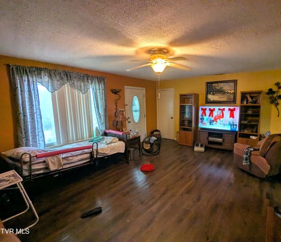 61 Rattlesnake Ridge Road, Chuckey, TN 37641