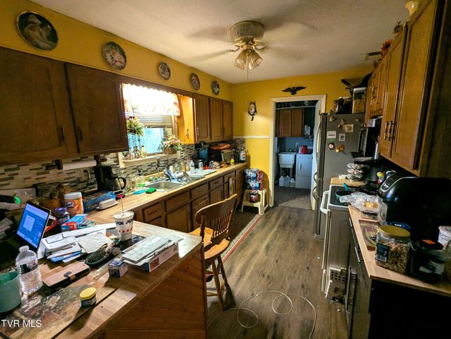 61 Rattlesnake Ridge Road, Chuckey, TN 37641