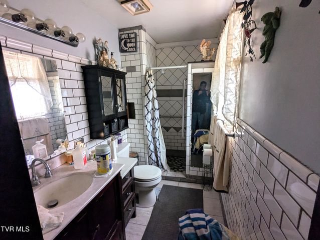 61 Rattlesnake Ridge Road, Chuckey, TN 37641