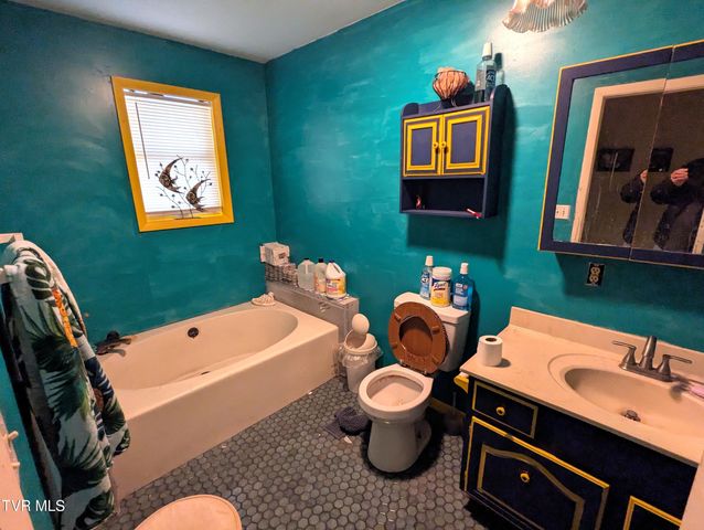 61 Rattlesnake Ridge Road, Chuckey, TN 37641