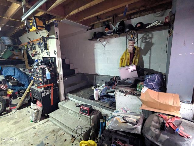 61 Rattlesnake Ridge Road, Chuckey, TN 37641