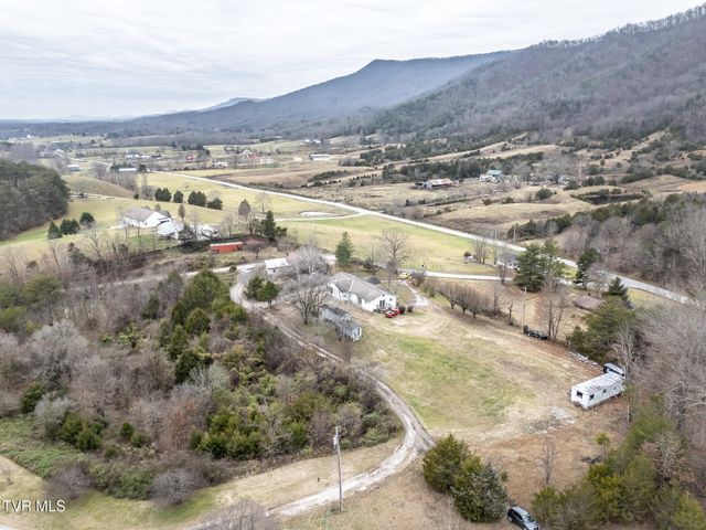 61 Rattlesnake Ridge Road, Chuckey, TN 37641