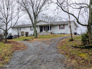 61 Rattlesnake Ridge Road, Chuckey, TN 37641