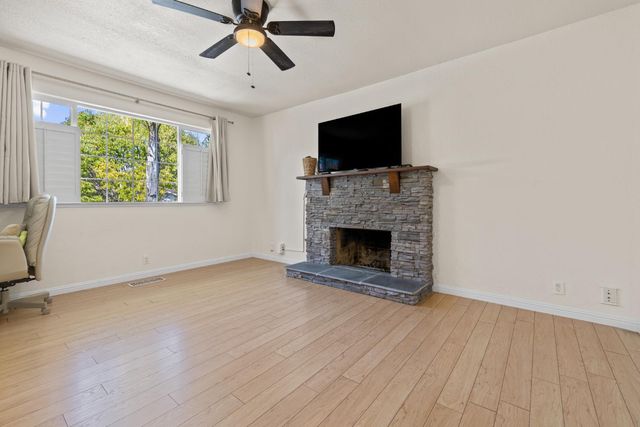 5470 Paragon St, Rocklin, CA 95677