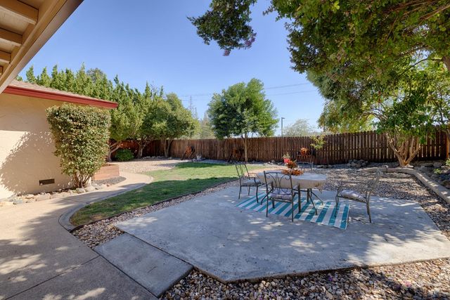 5470 Paragon St, Rocklin, CA 95677