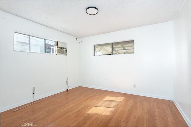 8465 Hazeltine, Panorama City, CA 91402