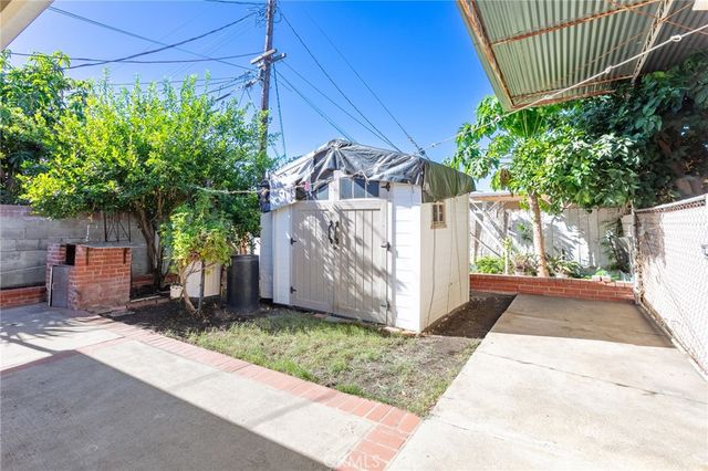 8465 Hazeltine, Panorama City, CA 91402
